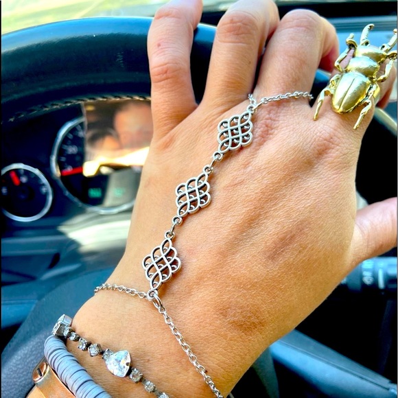 Silver Rounded Diamond Hand Chain - Picture 4 of 6